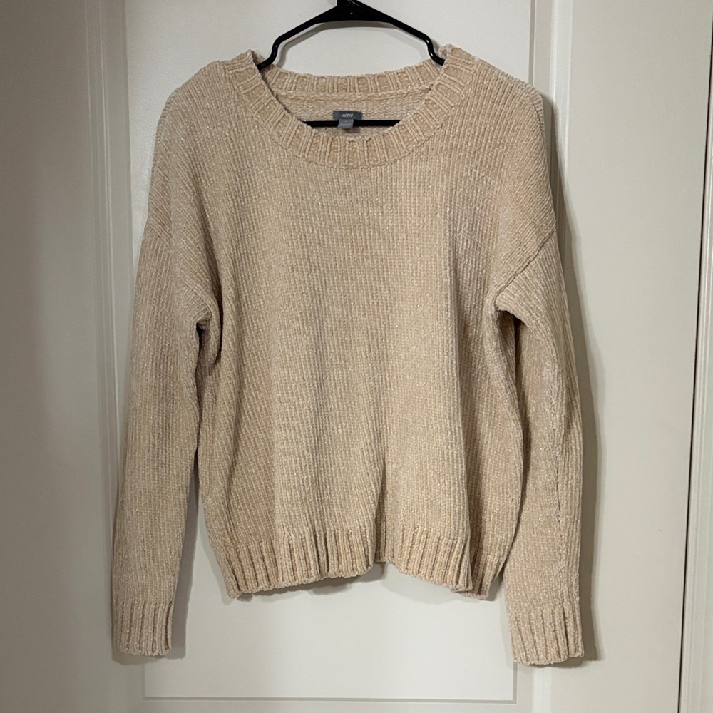 Aerie Classic Tan Crew Neck Sweater
